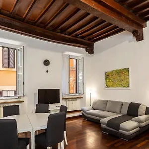 Cartari In , Roma Italia
